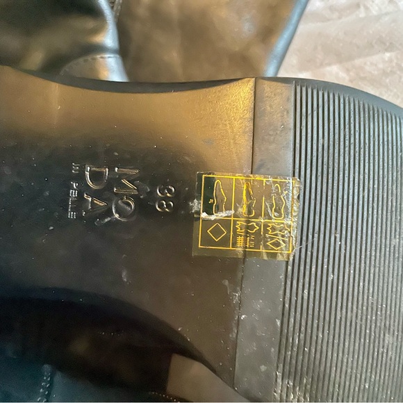 Black leather over the knee riding boots - Picture 5 of 11